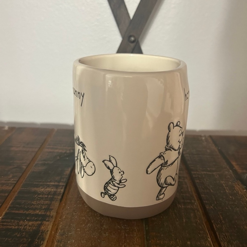 NEW RELEASE 2026 DISNEY WINNIE.THE POOH 3D MUG -HOME IS WHEREVER THERE IS HUNNY - Picture 2 of 3